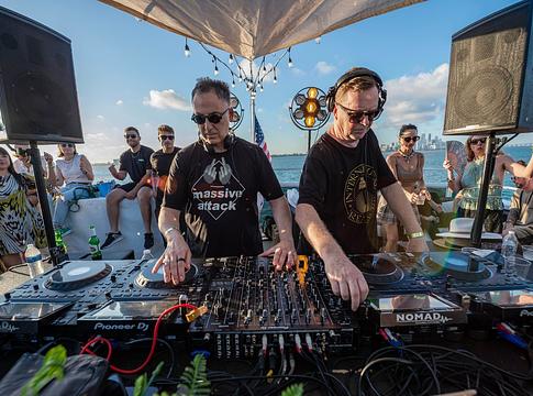 Nick Warren b2b Dubfire: tengerre vitt hosszú utazás a Soundgarden hajón