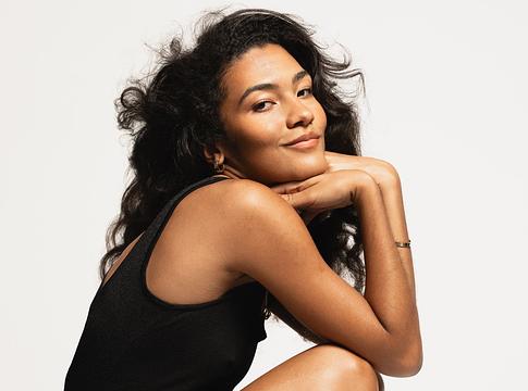 Olivia Deansgate lett Manchester egyik pályaudvara a BRIT Awards előtt