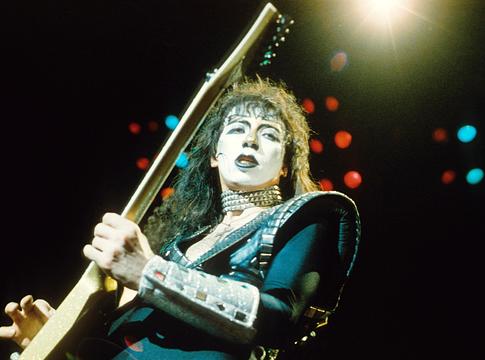 2 millió dolláros album: Vinnie Vincent extrém visszatérése