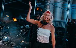 Novah és Marie Vaunt közös számban egyesíti a hard techno és az acid erejét