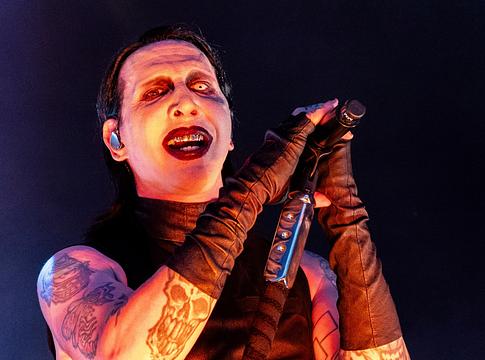 Újraindulhat Marilyn Manson volt asszisztense által indított zaklatási per