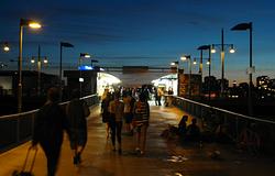 Riport mutatja be Berlin illegális rave-szcénáját