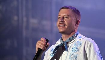 Macklemore a Red Rocks színpadán ismét a szabad Palesztináért szólalt fel