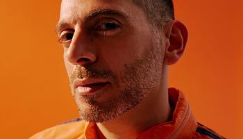 Partok izraeli DJ lemondta New York-i fellépéseit a növekvő bojkott nyomása miatt