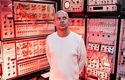 Tom Trago visszatér új albumával: megérkezett az „Ignorance”