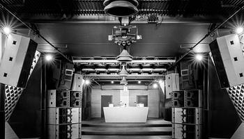 Elköltözik a müncheni Blitz Club a Deutsches Museum területéről