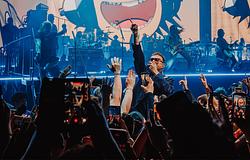 Gorillaz a Tottenham Hotspur Stadionban: Johnny Marrtól Little Simzig 22 vendég a színpadon