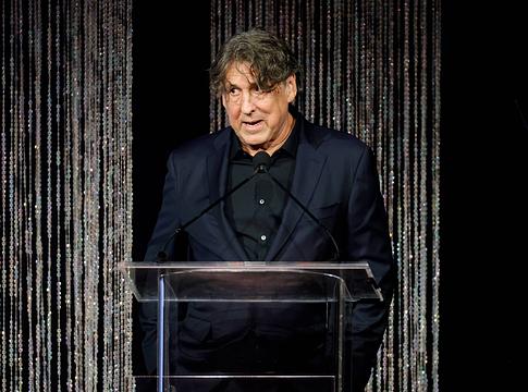 Cameron Crowe visszaemlékezett David Bowie-val készült őrült interjújára