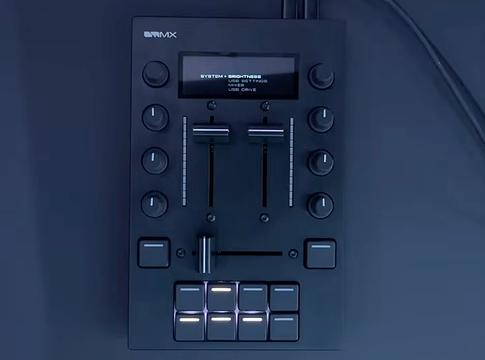 Dirtywave MX: az M8 mellé épített hordozható performance mixer