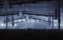 Paul Kalkbrenner különleges élő show-val érkezik Londonba