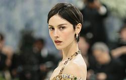 Gracie Abrams közzétette a Daughter From Hell számlistáját