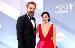 David Harbour: „It was weird” Lily Allen West End Girl-lemezéről