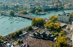 800 ezres tömeg dübörgött Zürichben a 32. Street Parade-on