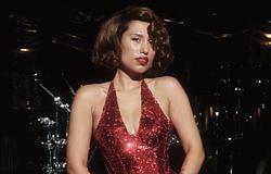 RAYE új albuma reményt ígér: érkezik a This Music May Contain Hope