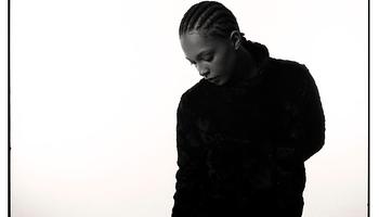 Makahaun célkeresztben: spam támadás érte a rasszizmus elleni kiállása miatt