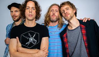 Ritka demóval ünnepli klasszikus albumát a Razorlight