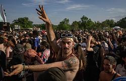 Sirāt: amikor a rave végre valóságosan jelenik meg a vásznon