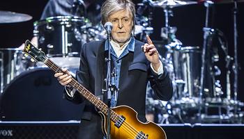 SNL: McCartney a stáblista után is játszott – Help! és Drive My Car, Will Ferrell cowbellel