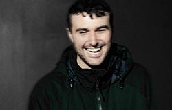 Fred again.. szettje vezeti az Apple Music szilveszteri programját