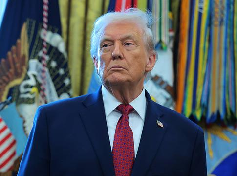 Bíróság megakadályozta Trump rendeletét, amely megszüntette volna az NPR és a PBS állami támogatását