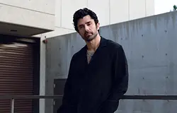 Új alteregóval és organikus house albummal jelentkezett KSHMR
