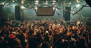 Solomun +1: 2026 nyarán is visszatér a vasárnapi varázs a Pacha Ibizán