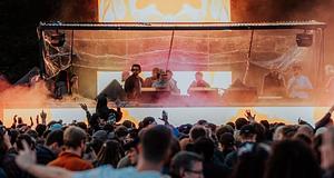 Illegálból ikon: újra indul a PollerWiesen fesztiválszezon Dortmundban