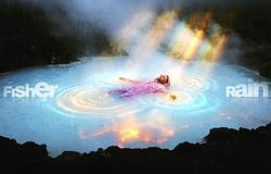 FISHER újra támad: megérkezett a „Rain”