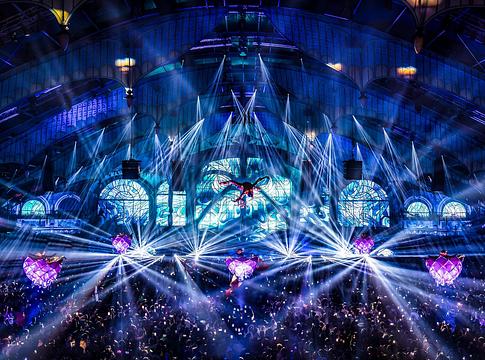 A Tomorrowland Winter 2027 márciusában tér vissza Alpe d’Huez-be