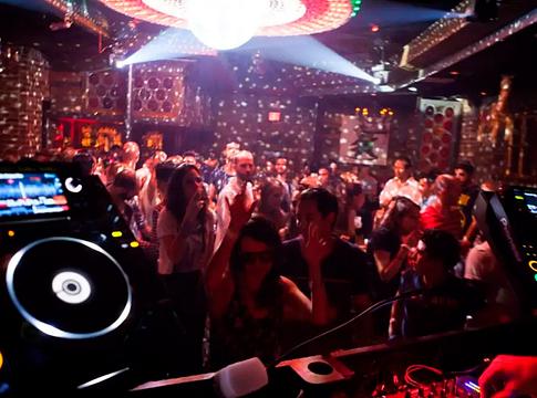 Visszatér az Electric Pickle: újraindul Miami legendás underground klubja