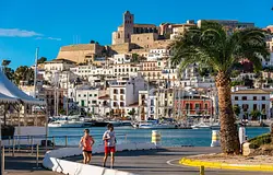 Lassú reggelek Ibizán: így indul igazán a nap a szigeten