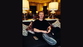 Marco Nobel egyszerre épít vállalatot és zenei karriert – mindkettőben egyre nagyobb sikerekkel