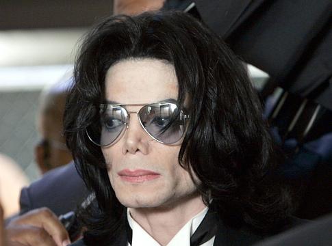 A Leaving Neverland rendezője szerint Michael Jackson „rosszabb volt, mint Jeffrey Epstein”