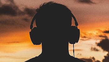 Kutatás: a DJ-k háromszor gyakrabban küzdenek mentális problémákkal