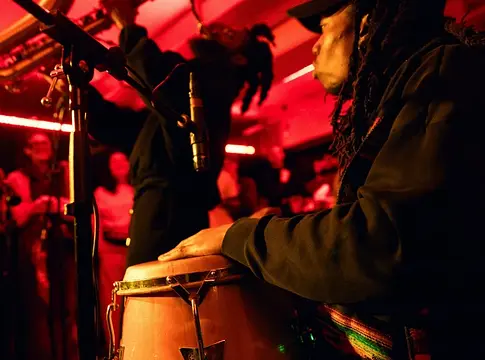 Éjszakai program a Barbicanban: Project A Black Planet Jamz Supernovával és Moses Boyddal