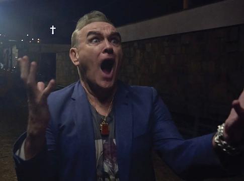 Hat év után új albummal tér vissza Morrissey: megérkezik a ‘Make-Up Is A Lie’