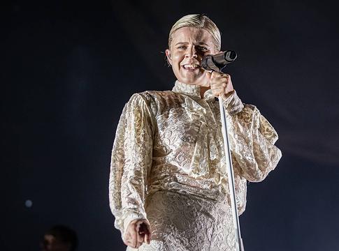 Robyn hét év után új albummal tér vissza