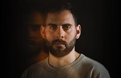 Joachim Pastor új albuma: a „PHANTOMGRID” határvonal az ember és a gép között