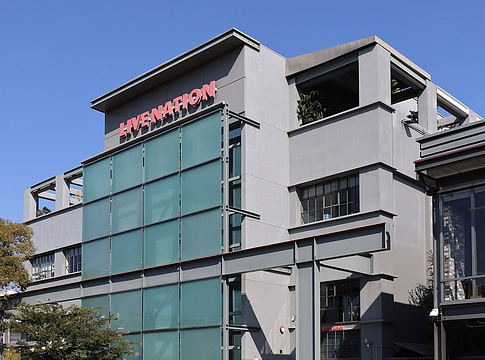 Szenátorok újabb nyomást helyeznek a Live Nation–Fehér Ház-alkura