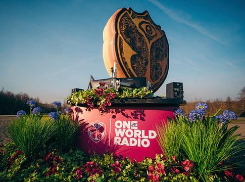 Elrajtolt a The Sound of Ibiza a One World Radio-n