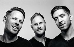 Az Armada Music szerződtette az EYNKA triót