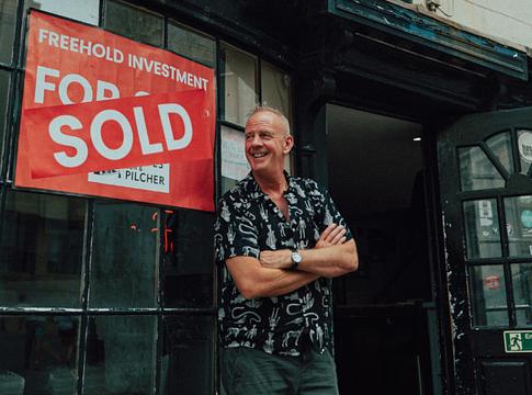 Fatboy Slim közösségi tulajdonba mentette a The Pipeline klubot