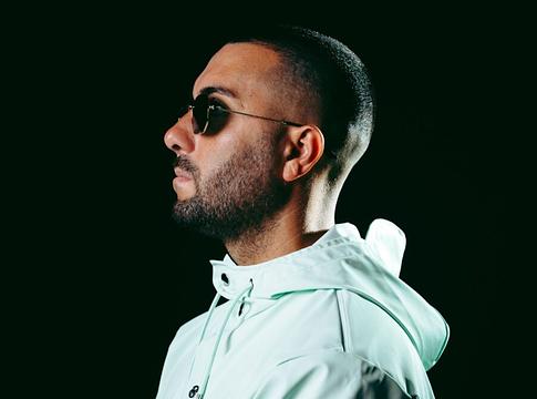 Adapter: Klasszikus alapoktól a nemzetközi klubszíntérig