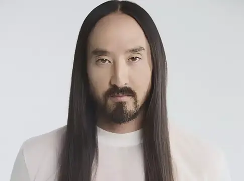 Steve Aoki és Blasterjaxx újra berobbant: itt a „Get Down” és a „Shake That”