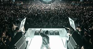 Klangkuenstler az OUTWORLD-dal meghódítja a Monegros sivatagot