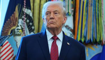 Bíróság megakadályozta Trump rendeletét, amely megszüntette volna az NPR és a PBS állami támogatását