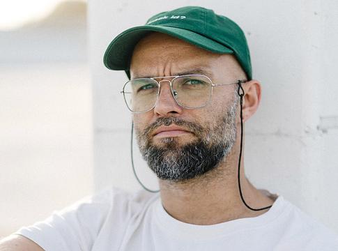 Erwin új néven és saját kiadóval indítja új zenei korszakát