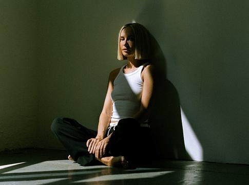 Yulia Niko új mixalbuma: Body Language Vol. 26