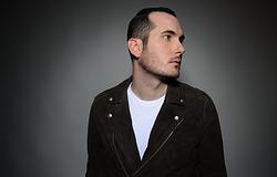 Andrew Bayer családjának írta új dalát, a „Burn For You”-t