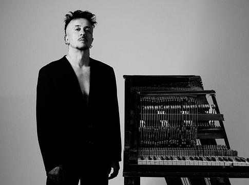 Dardust: zongora, elektronika és a kortárs zene új nyelve